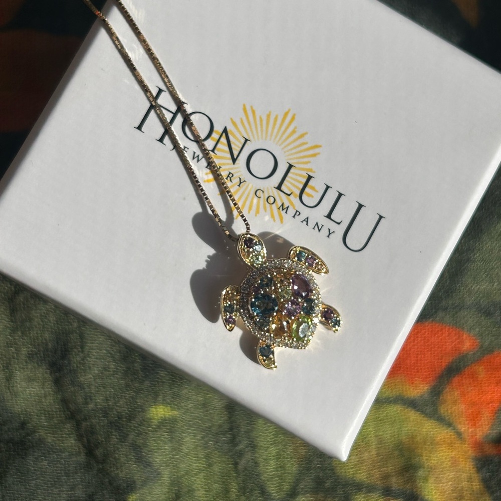 14k Gold Turtle 🐢 Pendant Necklace w/ Gemstones and diamonds 14k chain - Picture 5 of 6